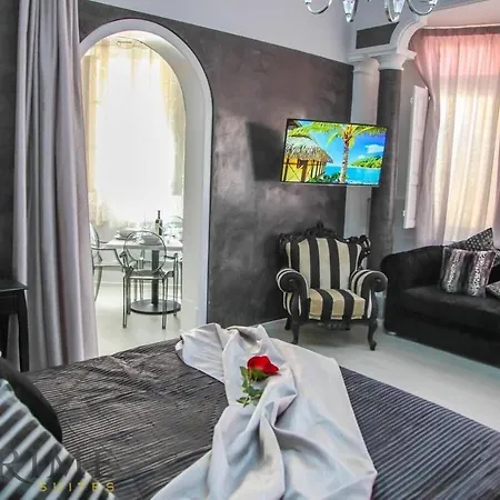 Central Iprime לינה וארוחת בוקר סליאמה